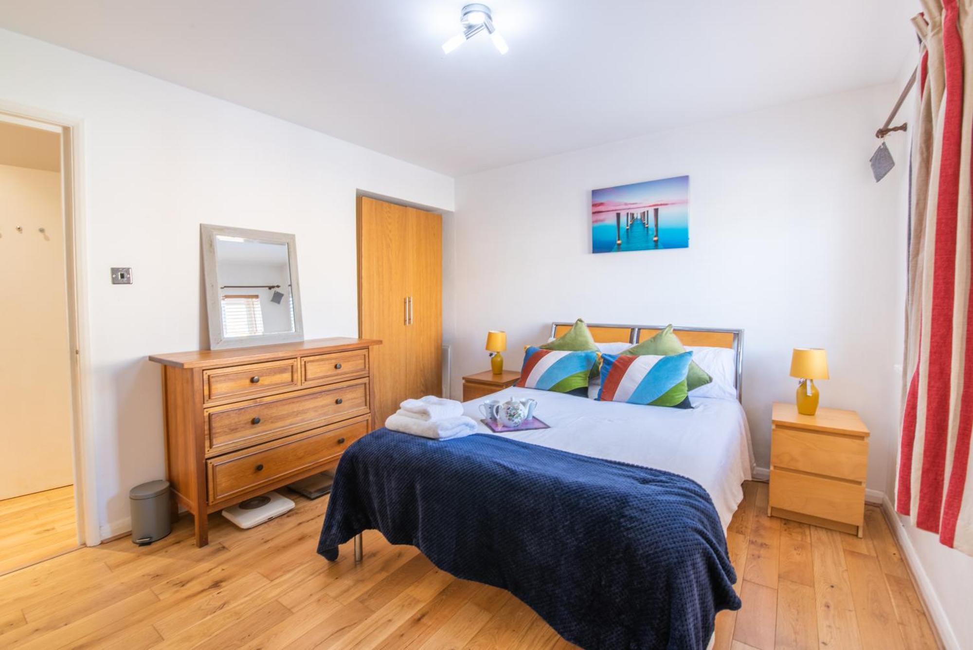 London Stratford - Spacious 2 Bed Flat With Secured Parking & Private Garden Exteriör bild
